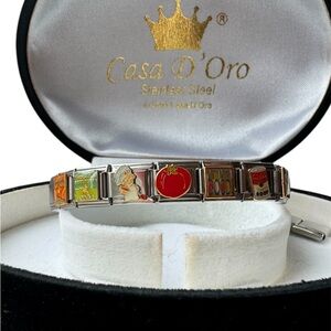 Vintage Casa D’Oro Campbell’s Soup Collectible Stainless Steel Charm Bracelet